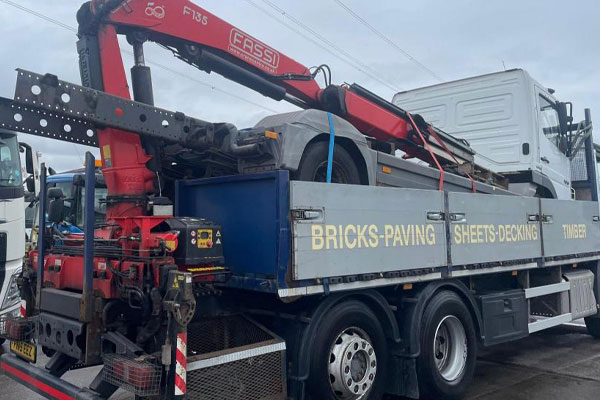 Brick grab truck