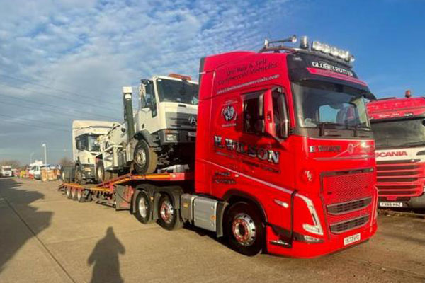 Fully loaded Volvo Globetrotter